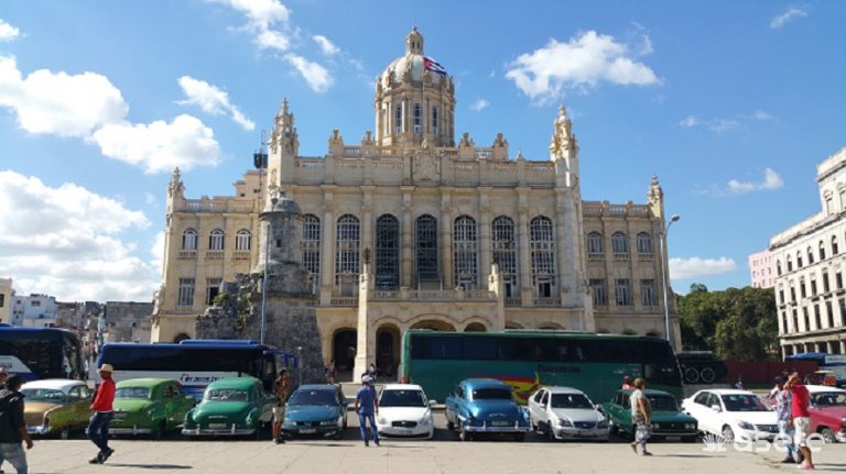 México enviará ayuda humanitaria a Cuba