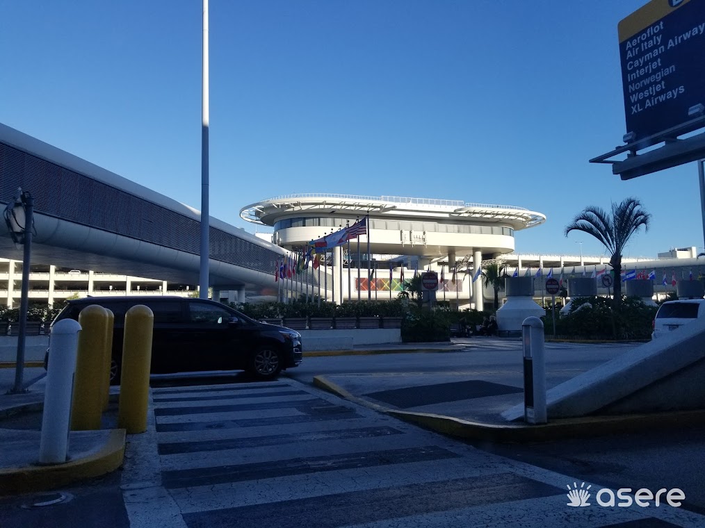 Aeropuerto Internacional de Miami. (Foto © Asere Noticias)