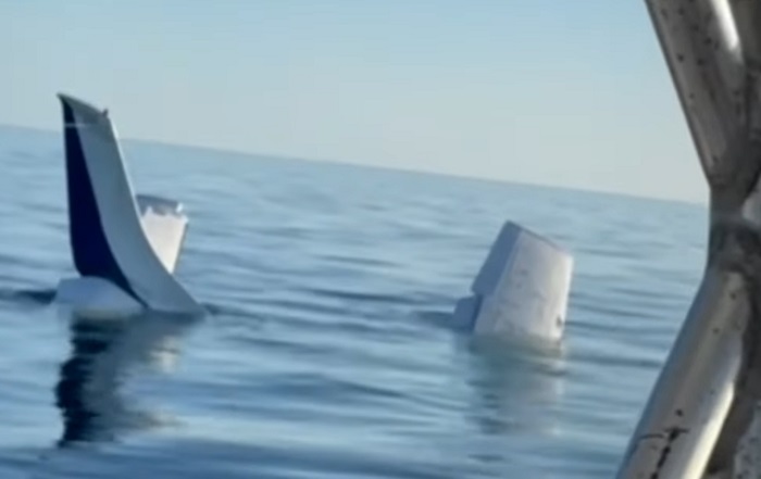 Hombre de Florida rescata a tres personas cuya avioneta se estrelló en el mar