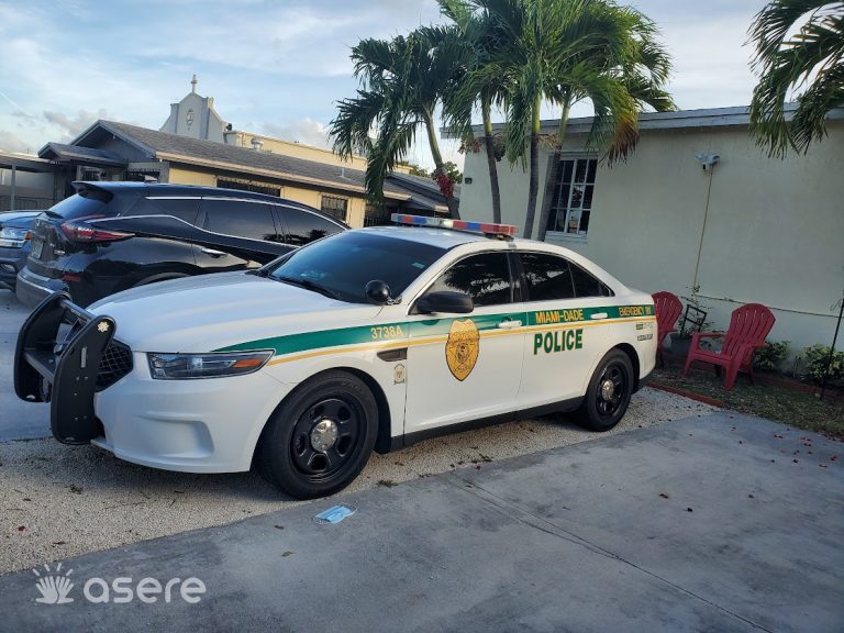 Policía de Miami-Dade arrestó a un hombre que asesinó a su pareja e intentó suicidarse