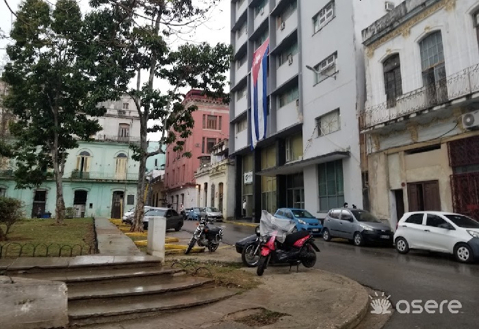 Prensa oficialista niega incremento de robo de motos en la Isla