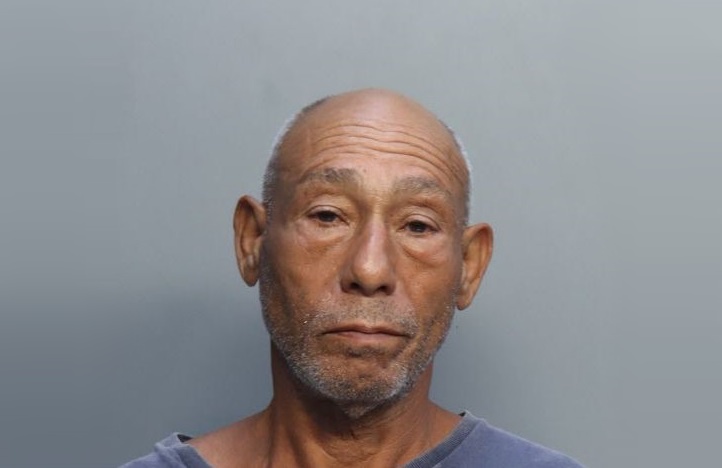 Cubano arrestado en Florida por robar un bolso valorado en más de 1.000 dólares