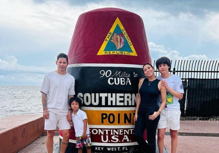 Leoni y familia 90 millas. (Leoni Torres- Instagram)