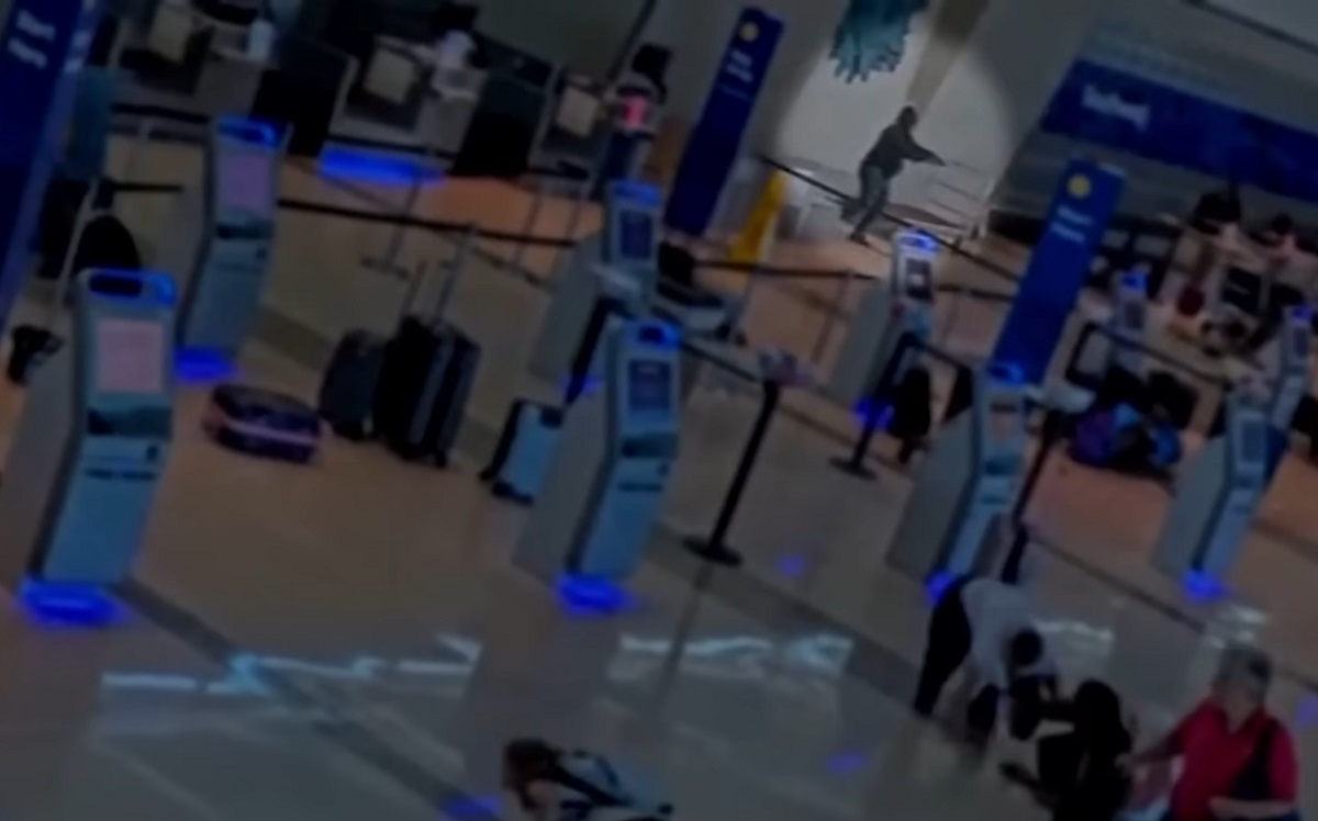 Salen a la luz imágenes del tiroteo en el Aeropuerto ‘Love Field’ de Dallas