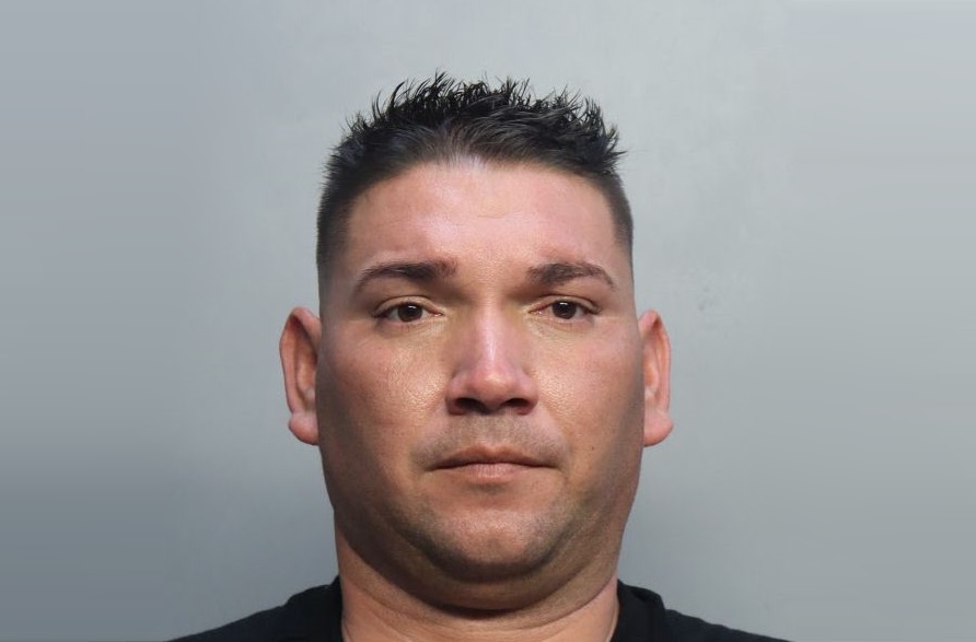 Cubano arrestado en Hialeah por secuestrar a su exnovia a punta de pistola