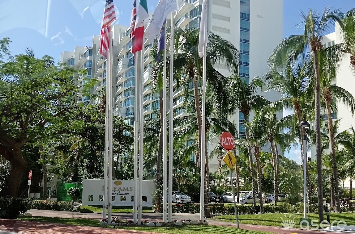 Autoridades mexicanas flexibilizan trámites migratorios para visitantes cubanos a Cancún