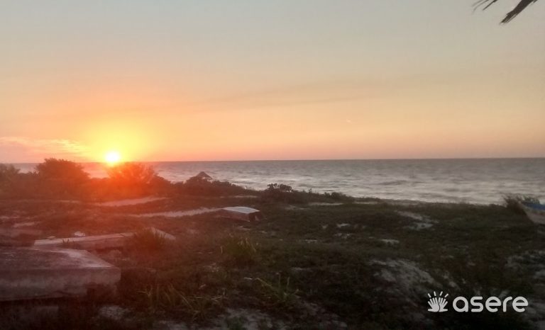 Balseros cubanos a la deriva fueron rescatados por pescadores en Yucatán