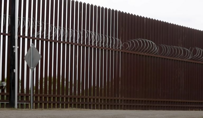 Rumor podría costarle el parole humanitario a cientos de migrantes en la frontera de EEUU