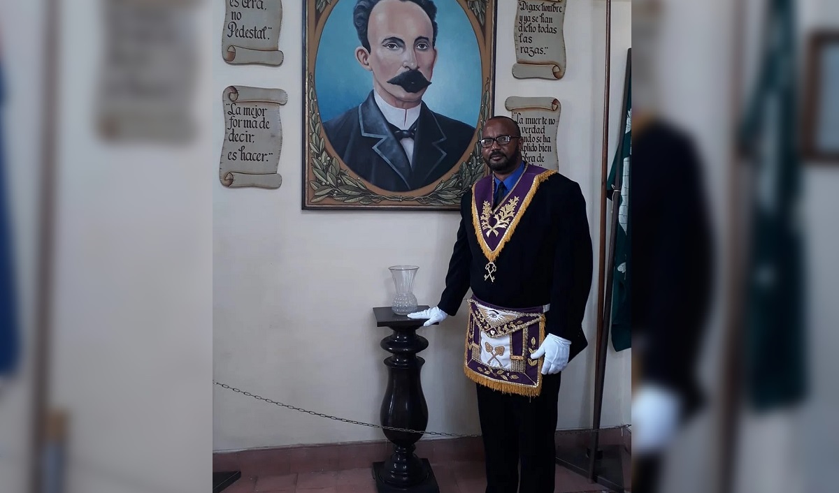 El Gran Maestro aprovechó un viaje que realizó a México junto a su esposa para no regresar a la Mayor de las Antillas