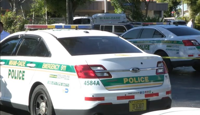 Presunto ladrón muere tras recibir un disparo mientras intentaba robar a una casa en Kendall