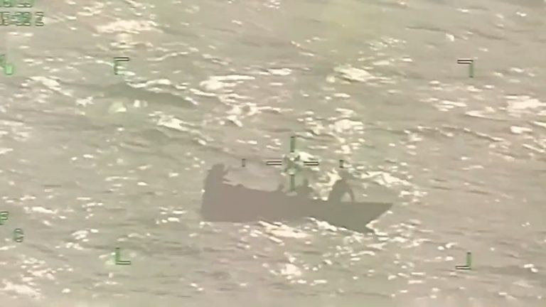 EEUU rescata a casi 50 balseros cubanos que llevaban días en el mar