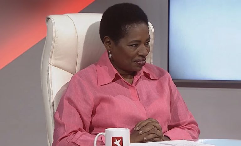 Denuncian los privilegios de los que gozaba la presidenta del Banco Central de Cuba