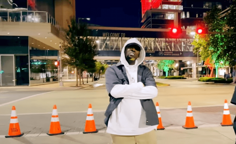 Chocolate MC envía mensaje a sus rivales desde la cárcel: “No he parado de escribir”