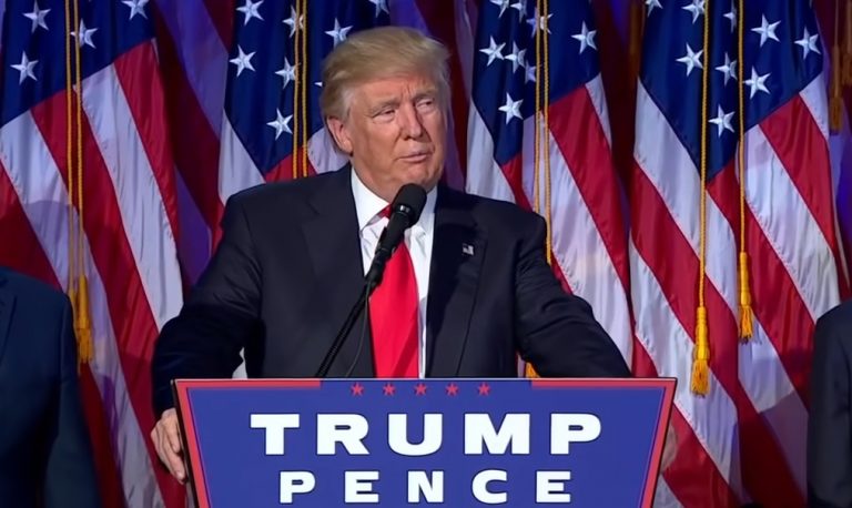 Trump acudirá a Georgia para entregarse a las autoridades y afrontar acusaciones en su contra