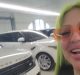 La Diosa de Cuba compra su primer auto en EEUU