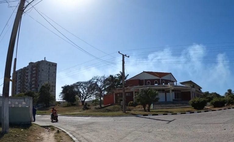 Régimen arresta a ciudadanos por defenderse de un desalojo en Nuevitas