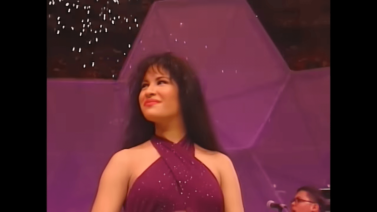 Selena - Como La Flor (Captura de pantalla. Selena- YouTube)