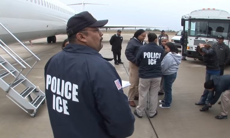 Nuevo vuelo de deportación desde EEUU retorna a 117 cubanos a La Habana