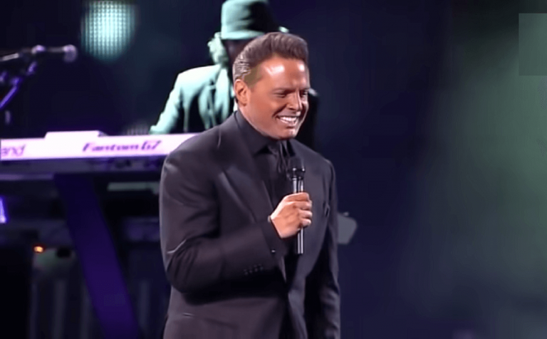 Luis Miguel rechaza a Ticketmaster y anuncia preventa independiente para su gira 2023