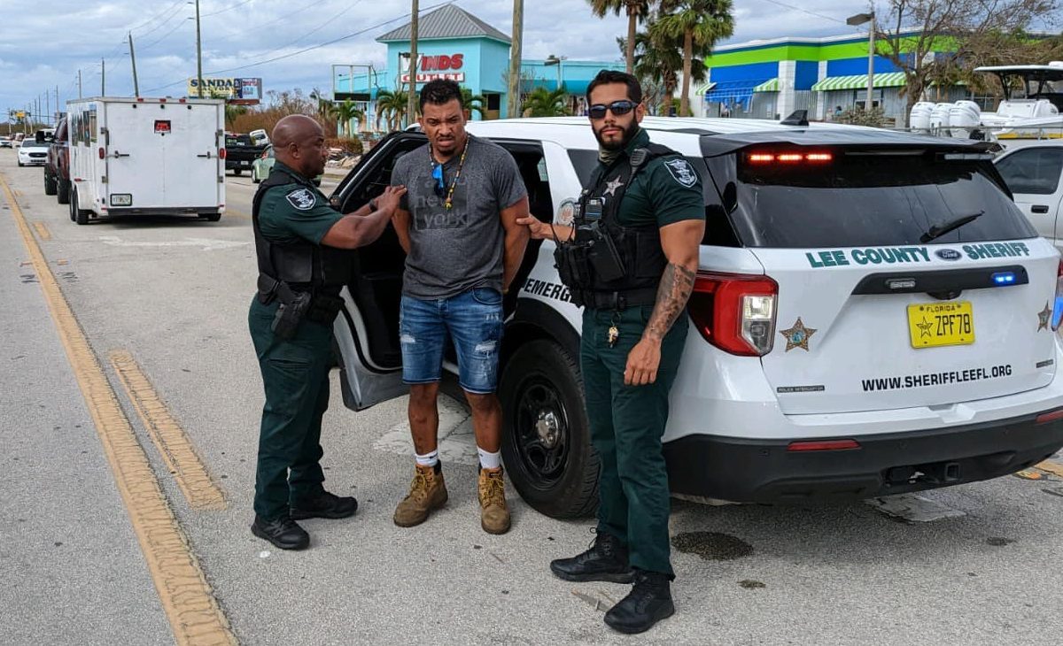 Florida: cubano fue deportado por robarle a ciudadanos afectados por el huracán Ian. (Foto: Lee County Sheriff's Office-Facebook)