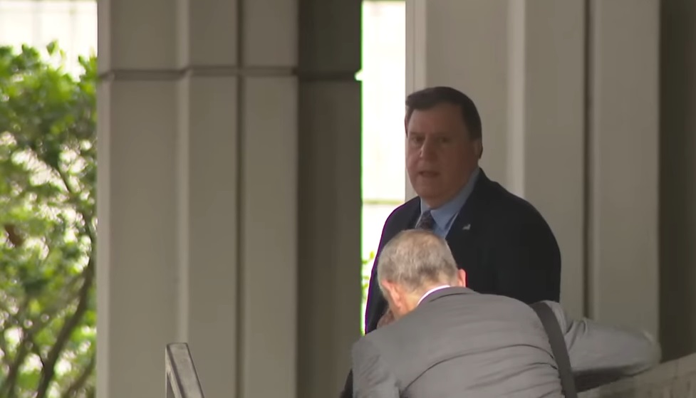 Exalcalde de Miami Joe Carollo es condenado a pagar 63 millones de dólares por abuso de poder