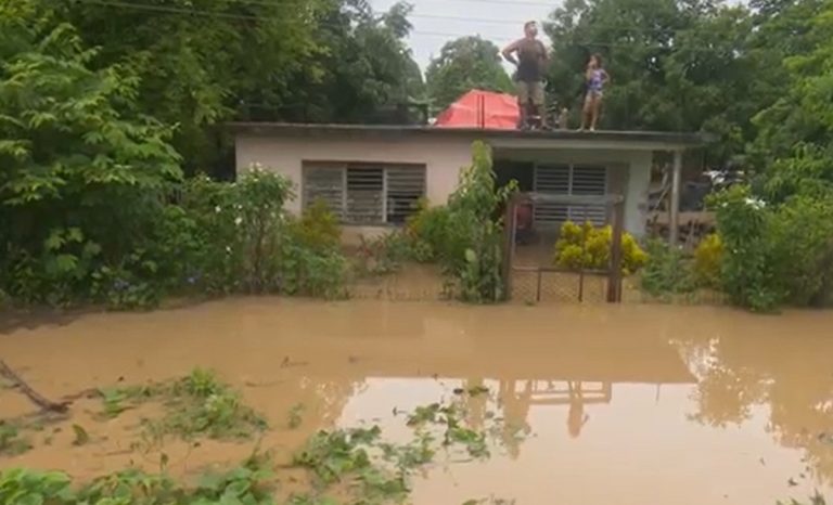 Comunidades aisladas y evacuaciones por inundaciones en Villa Clara