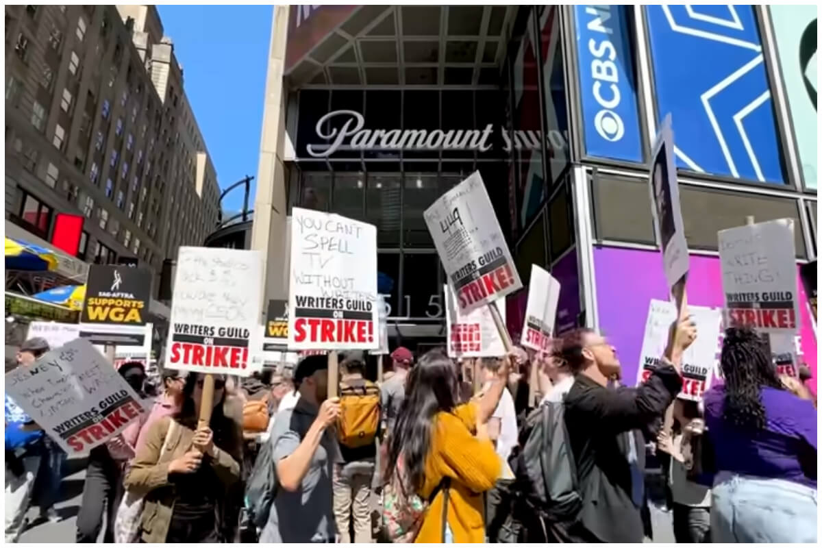 Actores se unen a la huelga de guionistas en EEUU. (Captura de pantalla: CNBC- YouTube)