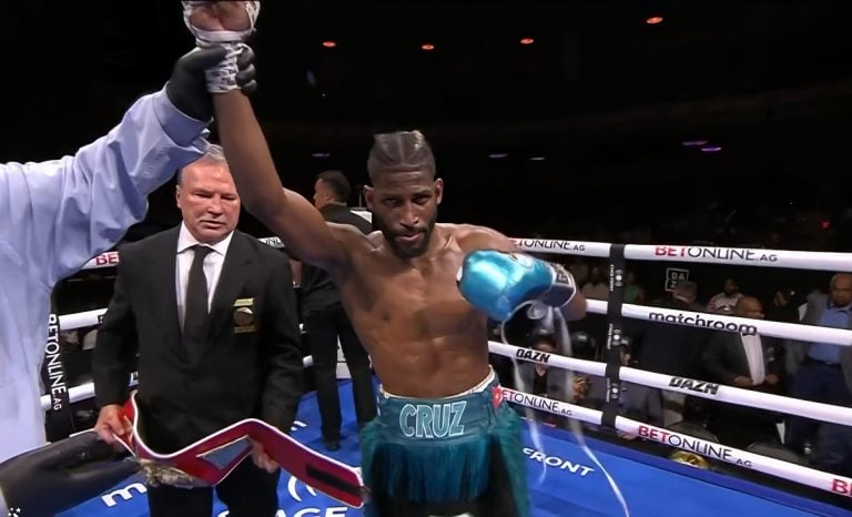 El boxeador cubano Andy Cruz debutó como profesional con una victoria en EEUU