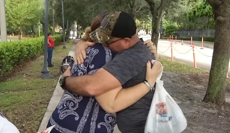 Cubano al que le dijeron que no había dictadura en la Isla fue detenido tras cita en ICE