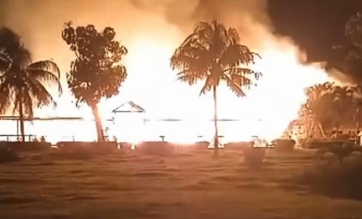 Complejo turístico en Matanzas es destruido por un incendio.