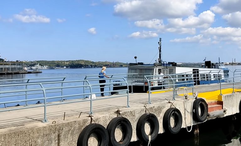 Suspenden los viajes de la Lanchita de Regla de La Habana