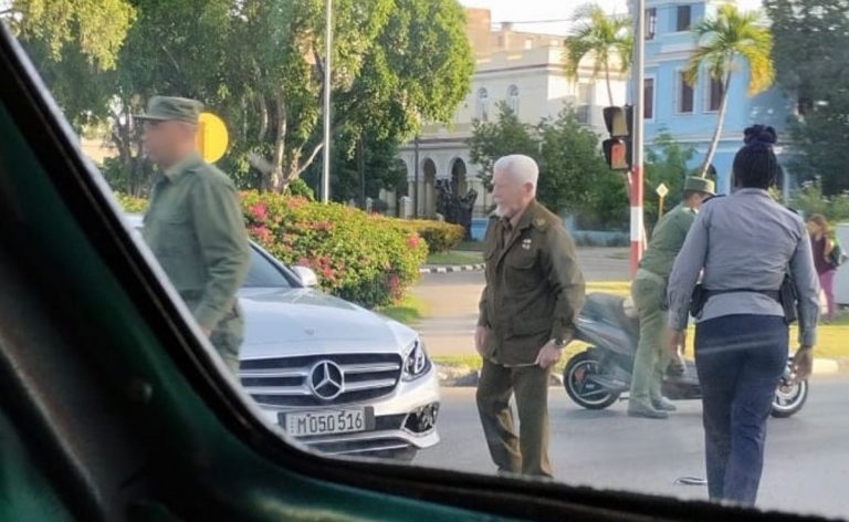 El viceprimer ministro de Cuba Ramiro Valdés tuvo un accidente de tránsito en La Habana