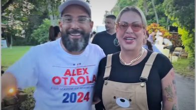 Alex Otaola y La Diosa. (Captura de pantalla: Cubanos por el Mundo- YouTube)