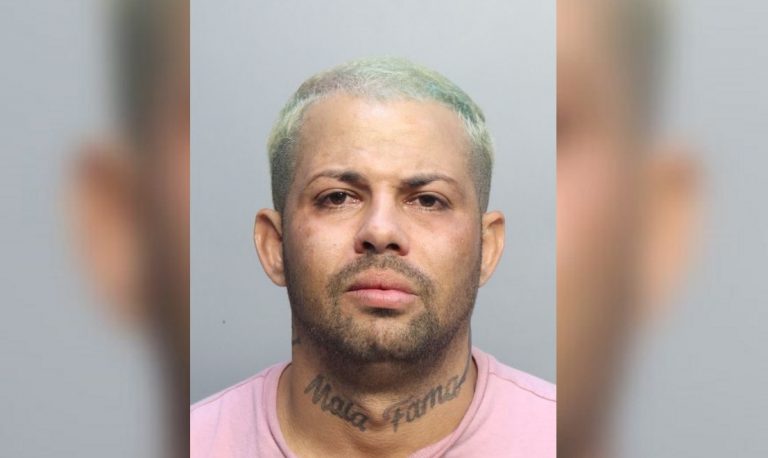 Cubano repartidor de Amazon arrestado por robar paquetes de la compañía en Hialeah