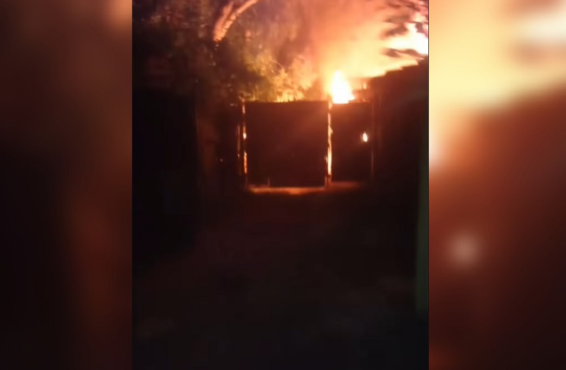 Incendio afecta a varias viviendas en Alamar, Habana del Este. (Captura de pantalla: alain_paparazzi_cubano-Instagram)