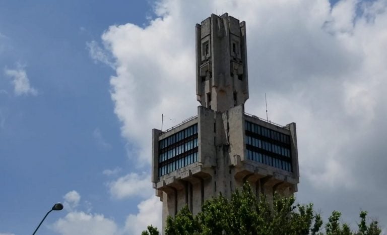 Régimen raciona combustible a embajadas extranjeras en la Isla