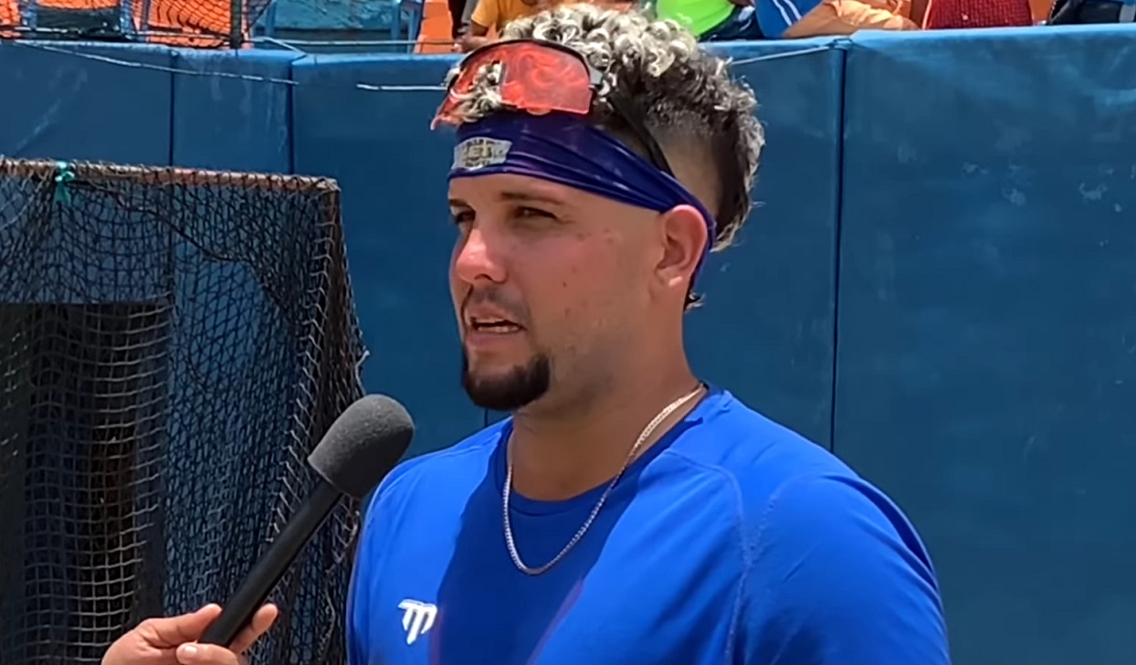 El catcher cubano Yunior Ibarra decide no regresar a la Isla y quedarse en Canadá