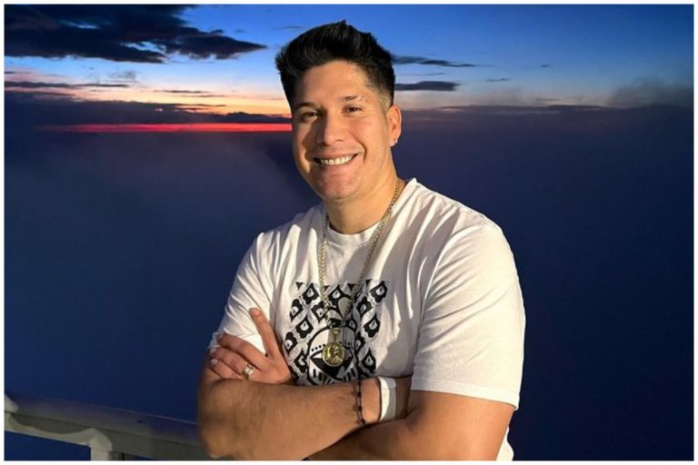 Chyno Miranda celebra su cumpleaños 39 feliz y recuperado
