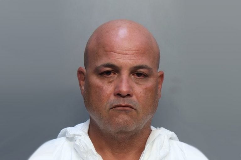 Padre cubano se declara culpable de asesinar a su propio hijo en Kendall