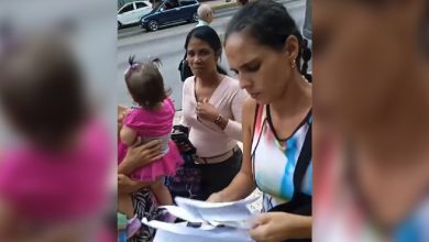 La Habana: madres cubanas se plantan frente al Minsap y exigen tratamiento para sus hijos. (Captura de pantalla: Mag Jorge Castro-Twitter)