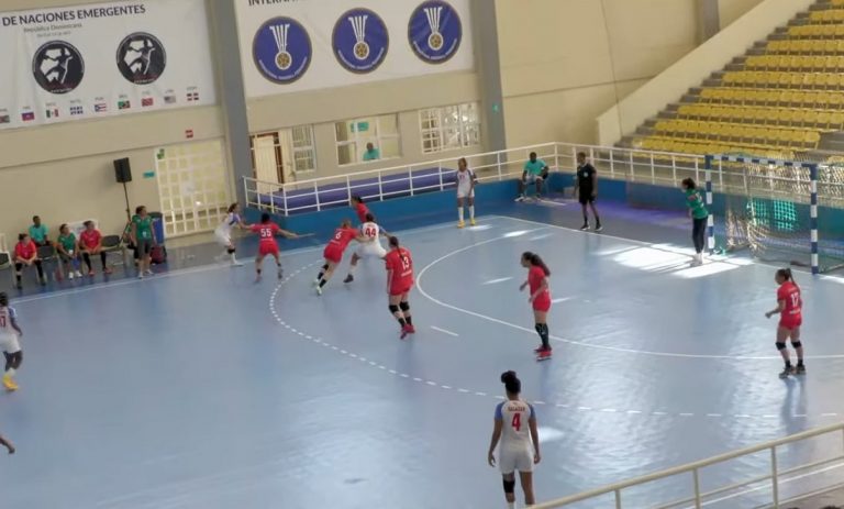 Cinco jugadoras de balonmano abandonan el equipo de Cuba en México