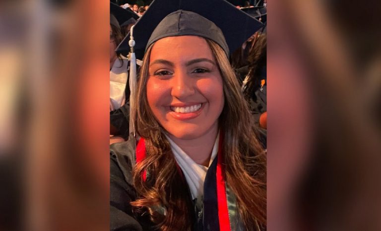 Arrestan a cubanoamericana de Miami Lakes por participar en asalto al Capitolio