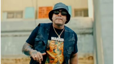 Yomil Hidalgo. (Captura de pantalla © Yomil- YouTube)