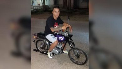 Joven motorista fue asesinado en Camagüey. (Foto © Cristian Villariño-Facebook)