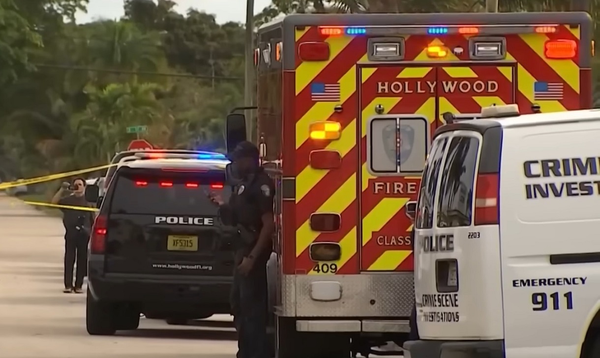 Encuentran el cuerpo de un bebé dentro de un contenedor de basura en Florida. (Captura de pantalla © Telemundo 51 Miami-YouTube)