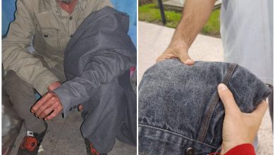 Reportero independiente entregó más de 50 abrigos a deambulantes de Camagüey. (Foto © Jose Luis Tan Estrada-Facebook)