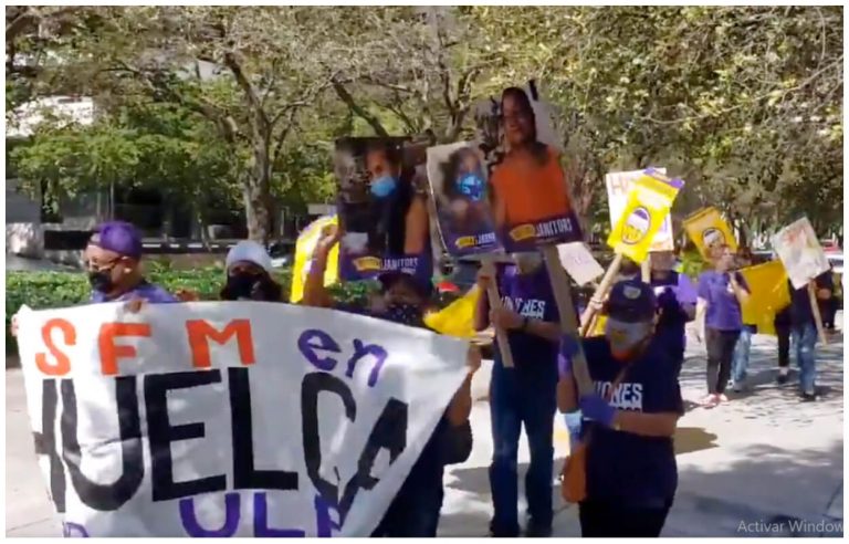 Migrantes conserjes protestan en Miami por mejores salarios