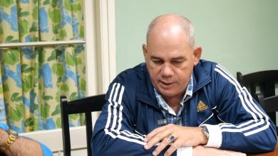 El Director del Centro Provincial de Higiene de Sancti Spíritus confirmó el caso. (Captura de pantalla © Periódico Escambray-YouTube)