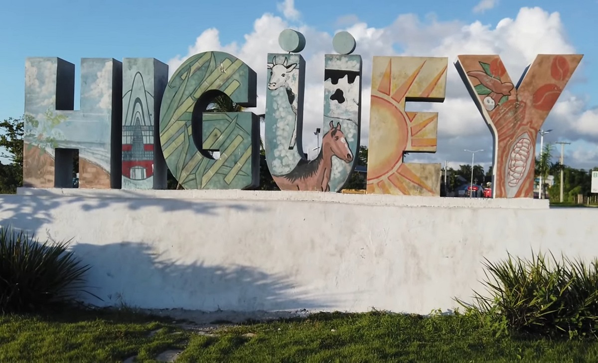 El incidente se registró en la ciudad de Higüey, ubicada en la provincia de La Altagracia. (Captura de pantalla © Carla Arcia-YouTube)
