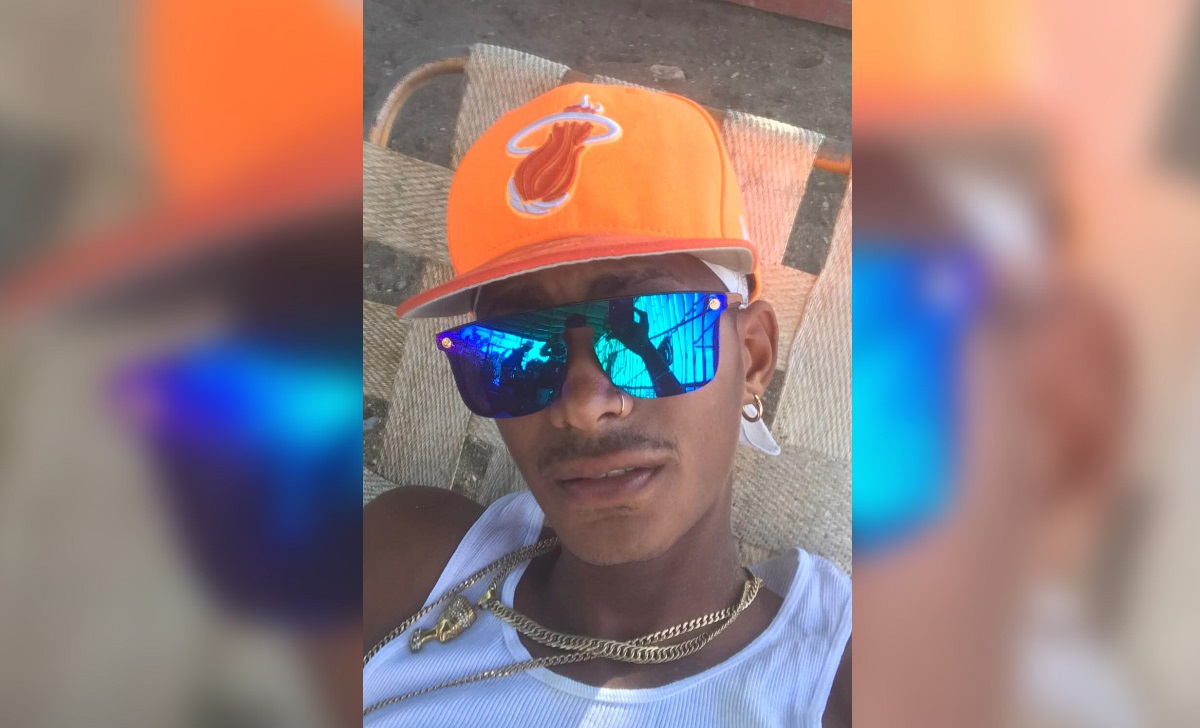 Fotografía del joven asesinado en Santiago de Cuba. (Foto © Breezy Alexnay-Facebook)